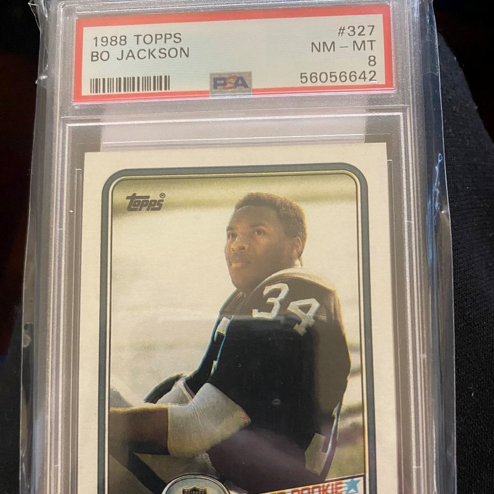 1988 TOPPS BO JACKSON ROOKIE CARD PSA8
